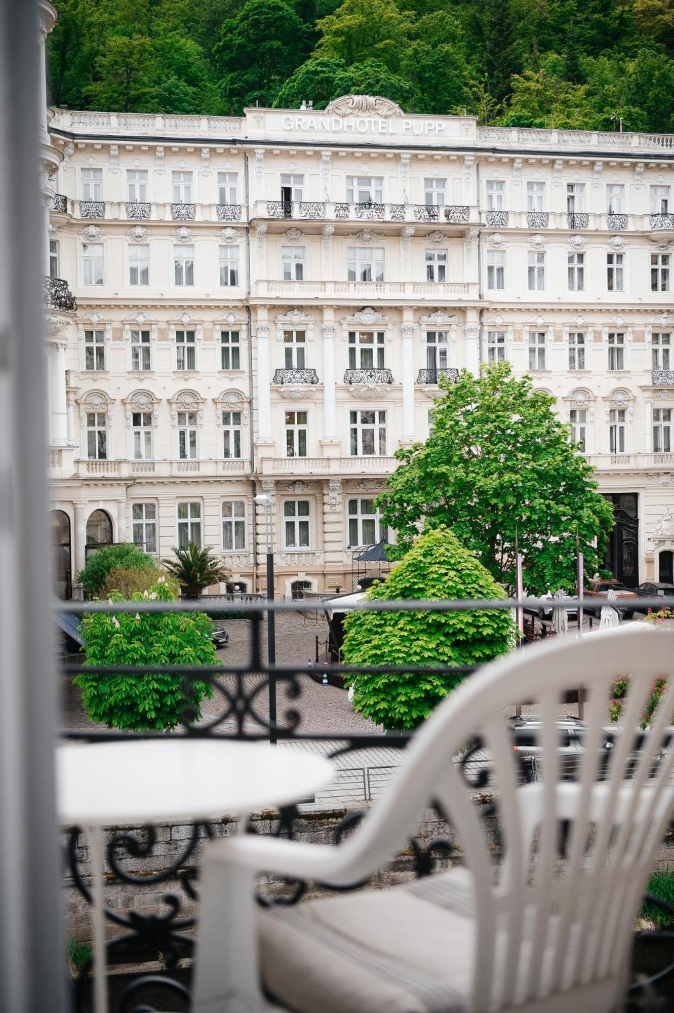 Alisa Hotel Karlovy Vary Exterior photo