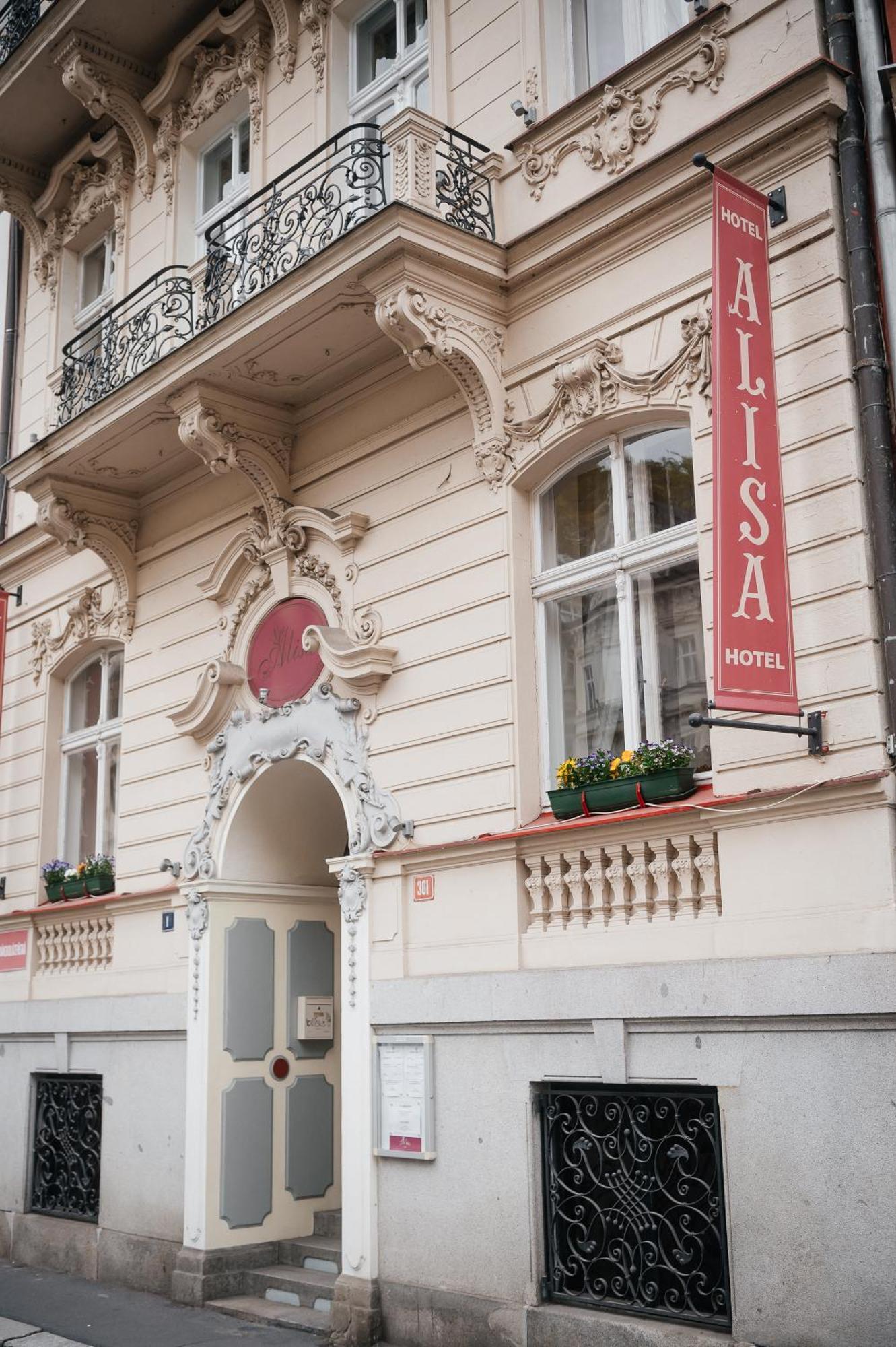Alisa Hotel Karlovy Vary Exterior photo