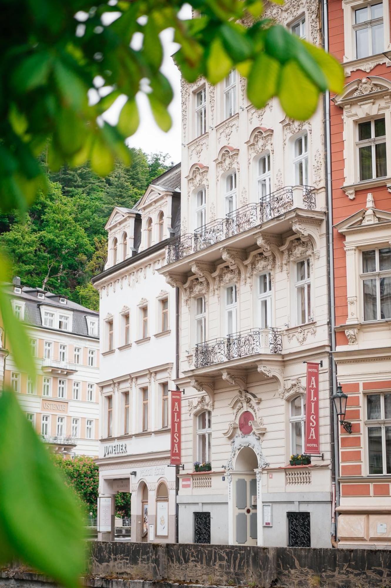 Alisa Hotel Karlovy Vary Exterior photo