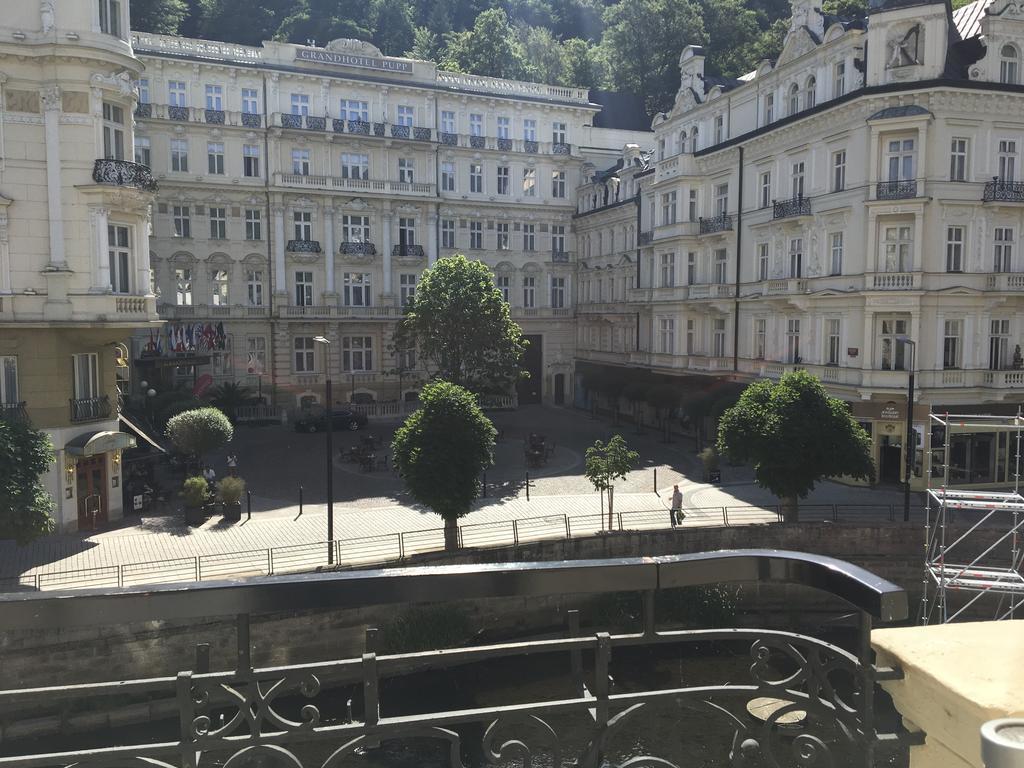 Alisa Hotel Karlovy Vary Exterior photo
